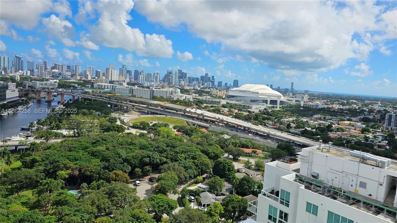 1861 NW North River Dr, Unit 11, Miami, FL 33125 Photo