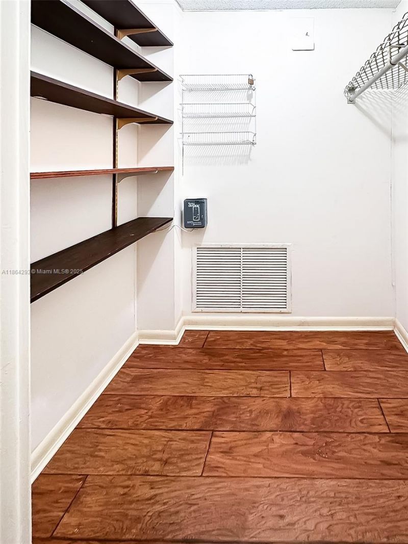 1825 S Ocean Dr, Unit PH-1, Hallandale Beach, FL 33009 Photo