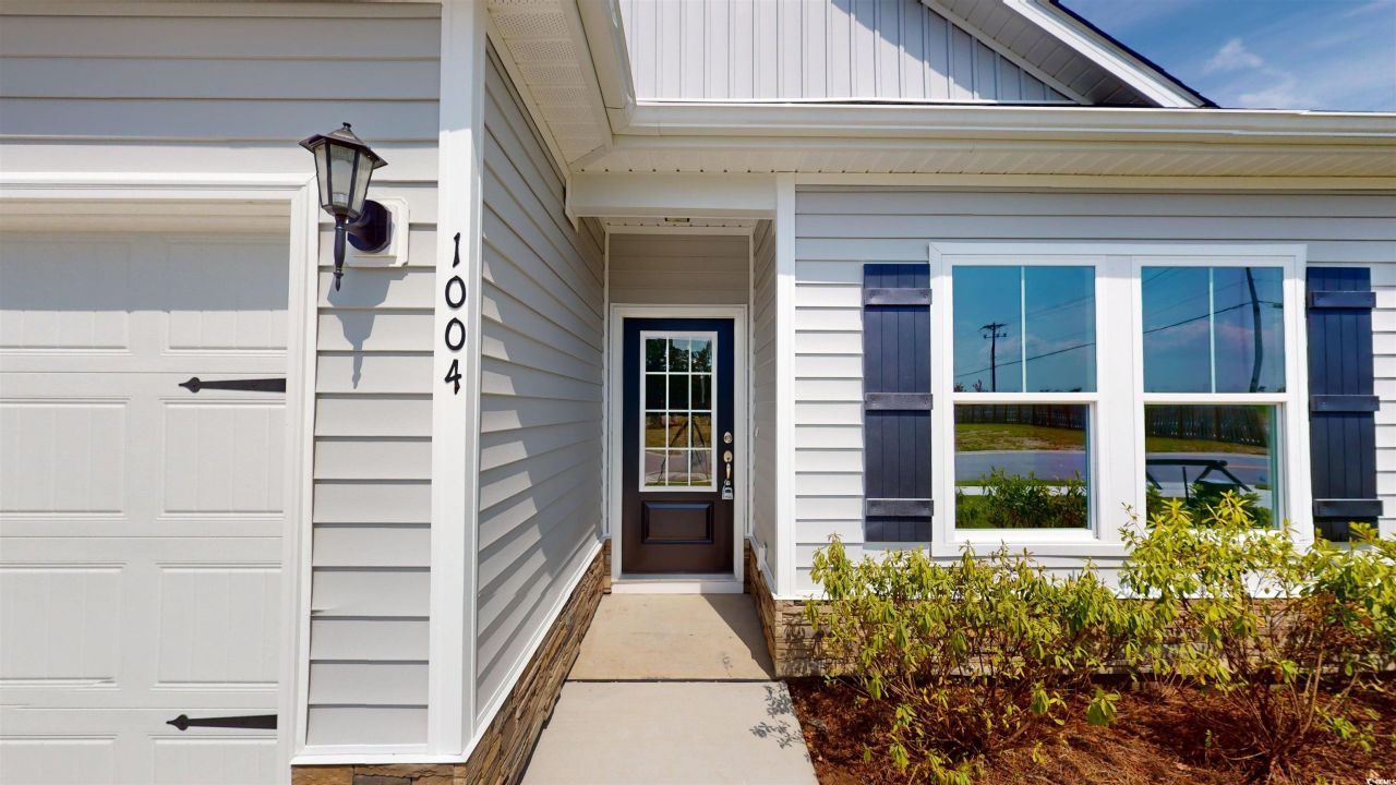 1064 Moen Loop Photo 4