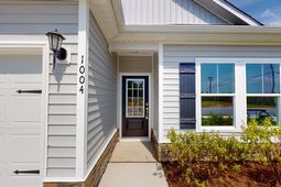 1064 Moen Loop photo 4