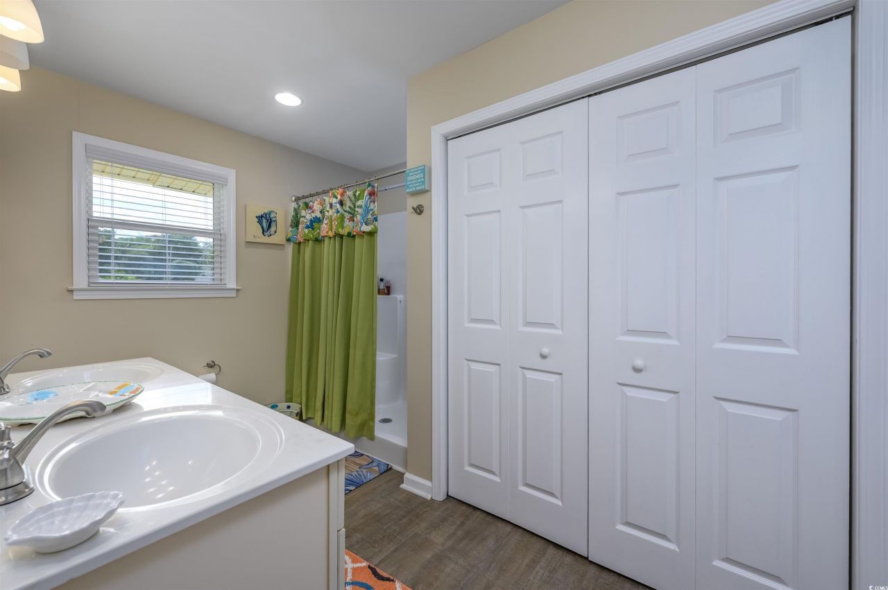 1307 Holly Dr. Photo 13