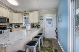 1307 Holly Dr. photo 4