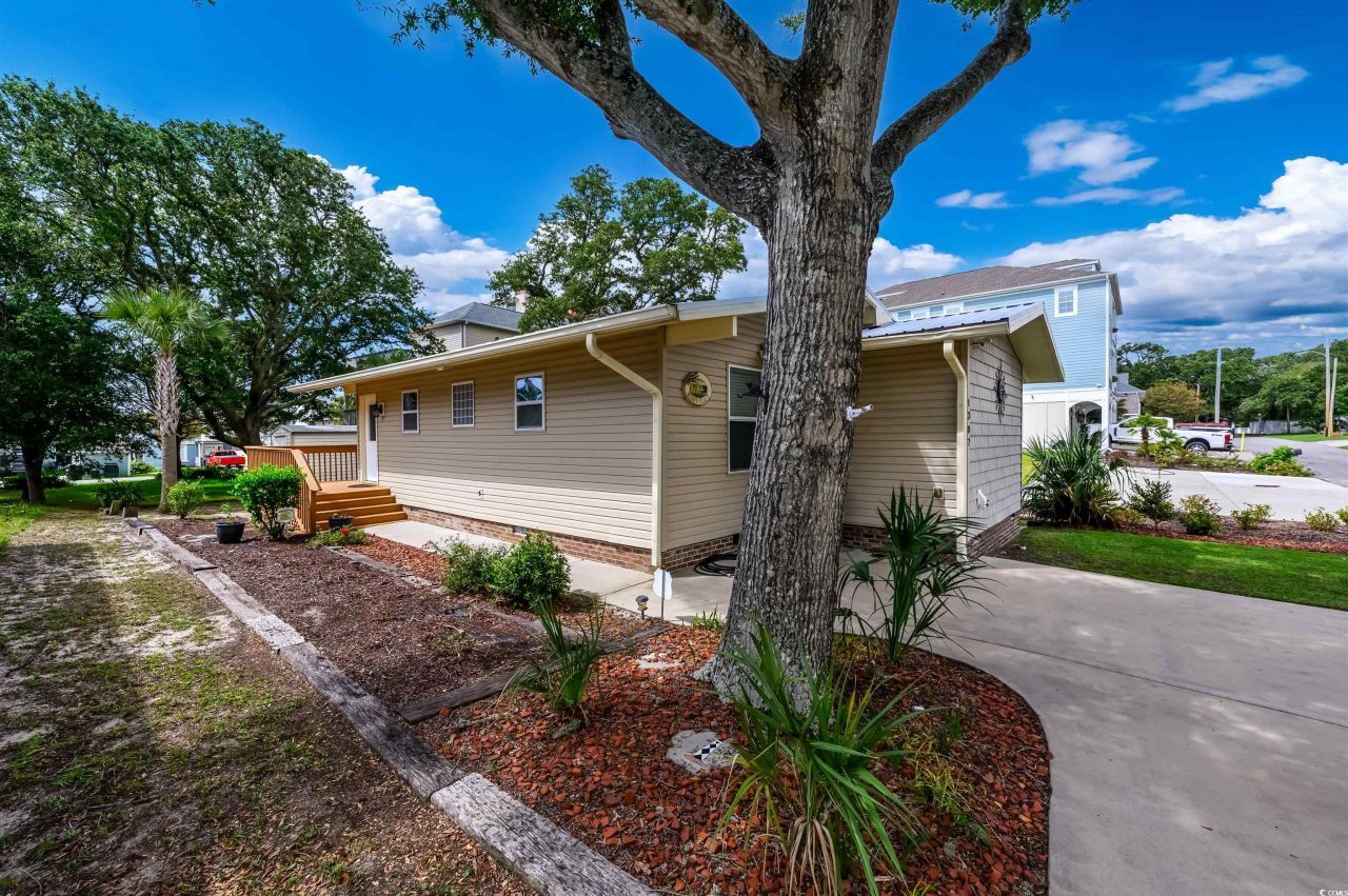 1307 Holly Dr. Photo 23