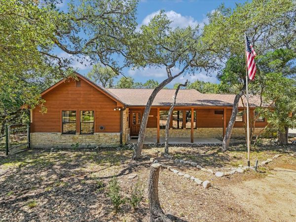611 Mountain Crest DR, Wimberley, TX 78676