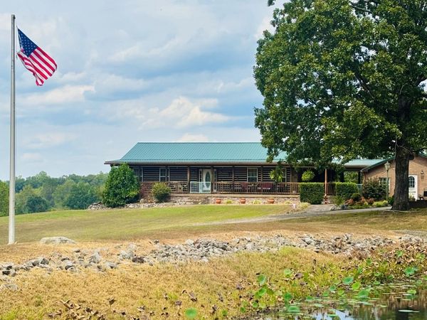 241 Glen Holliday Rd, Indian Mound, TN 37079