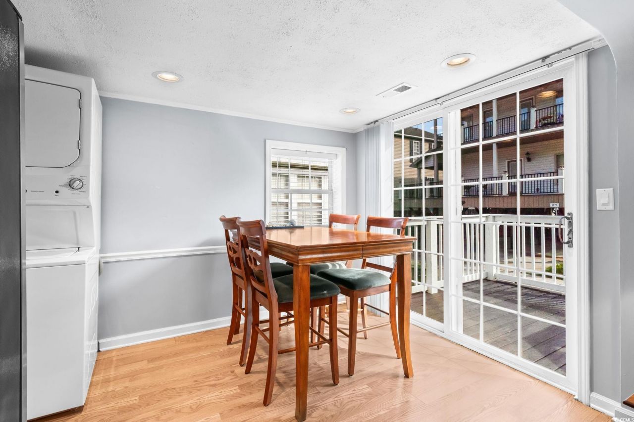 6001-1594 S Kings Highway Photo 9