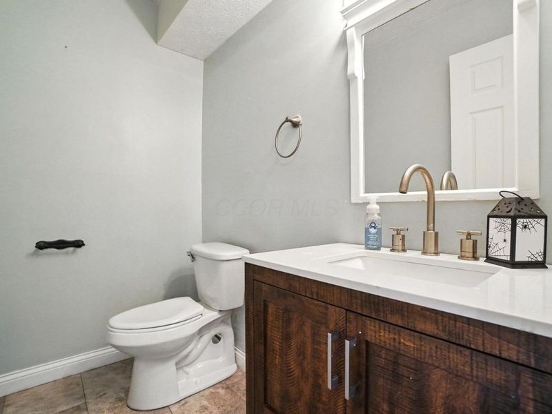 3828 Queen Anne Place, Unit B8, Grove City, OH 43123 Photo 13