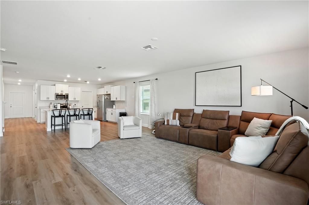 17765 Paradiso Way, North Fort Myers, FL 33917 Photo