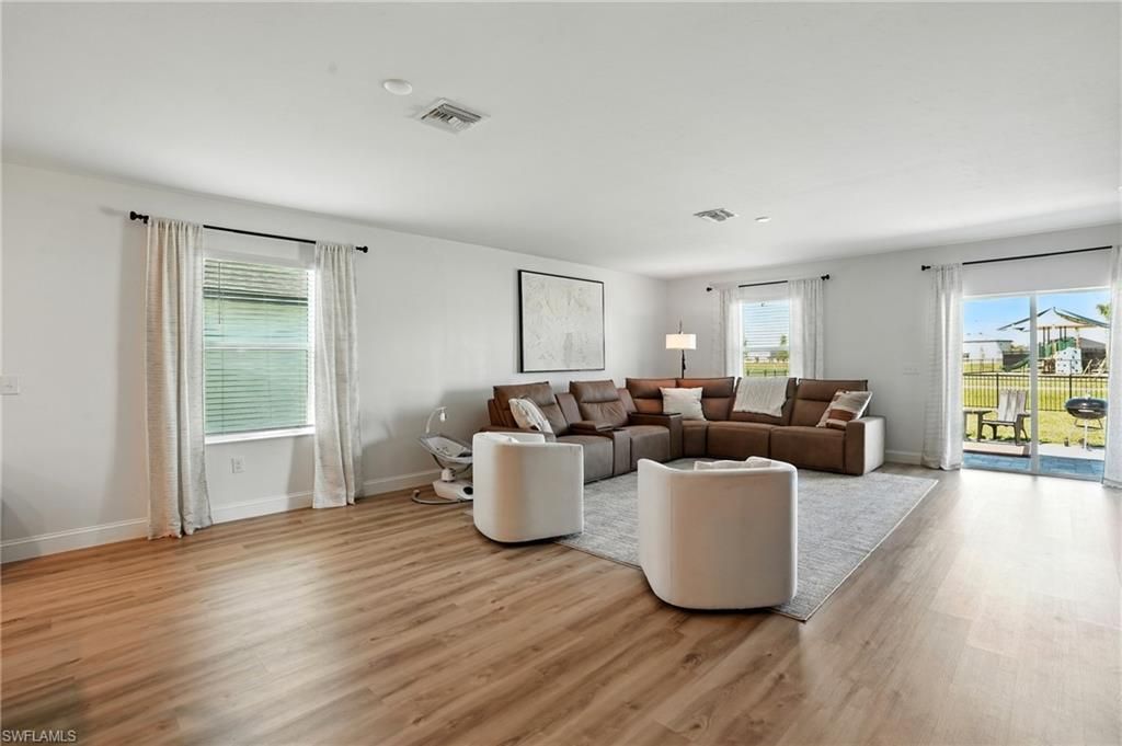 17765 Paradiso Way, North Fort Myers, FL 33917 Photo