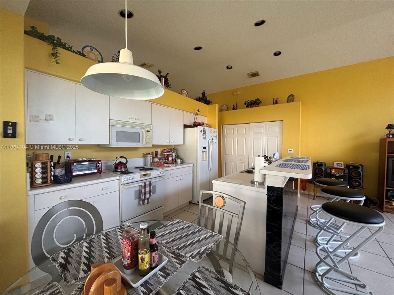 18581 NW 23rd St, Pembroke Pines, FL 33029 Photo