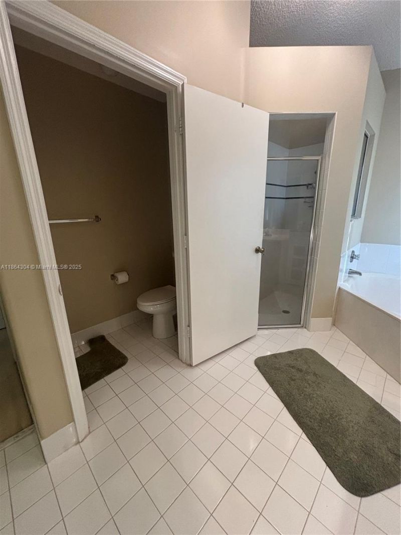 18581 NW 23rd St, Pembroke Pines, FL 33029 Photo