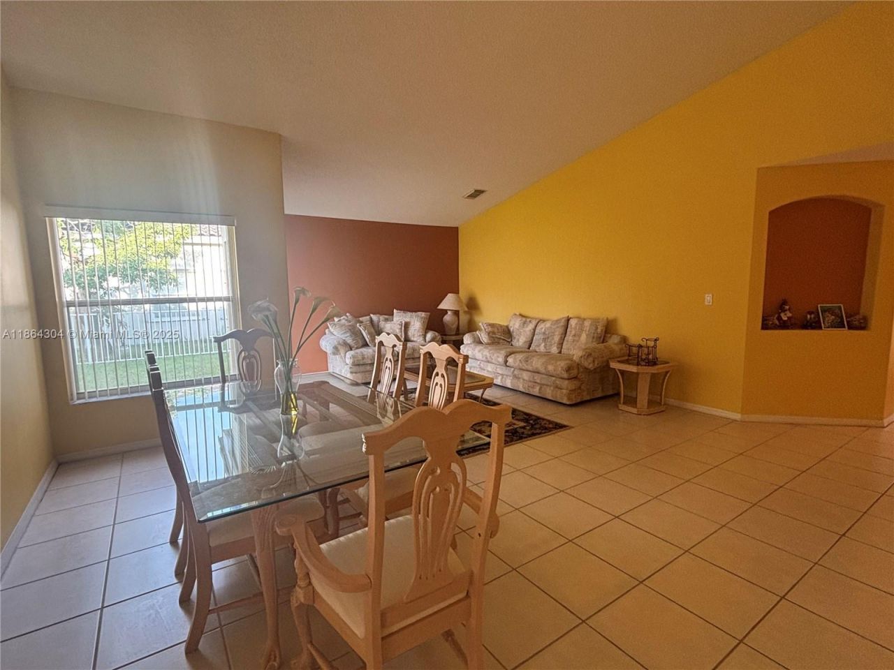 18581 NW 23rd St, Pembroke Pines, FL 33029 Photo