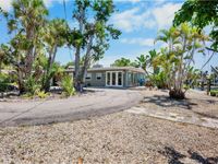 428 Siesta Drive Primary Photo