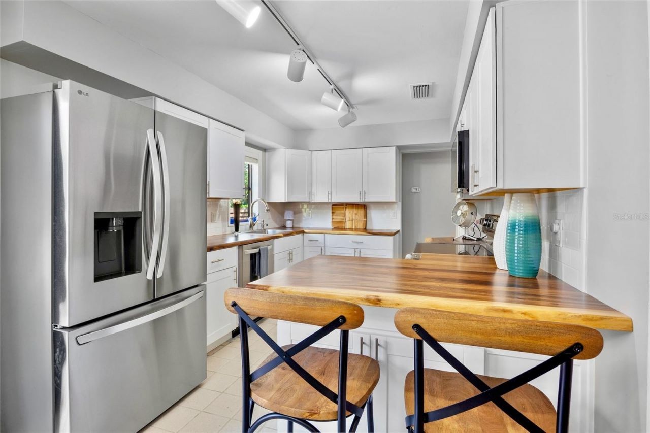 428 Siesta Drive, Sarasota, FL 34242 Photo