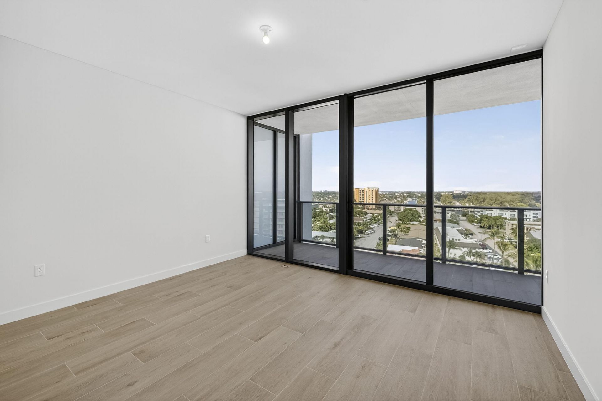 900 N Ocean Blvd, Unit 904, Pompano Beach, FL 33062 Photo