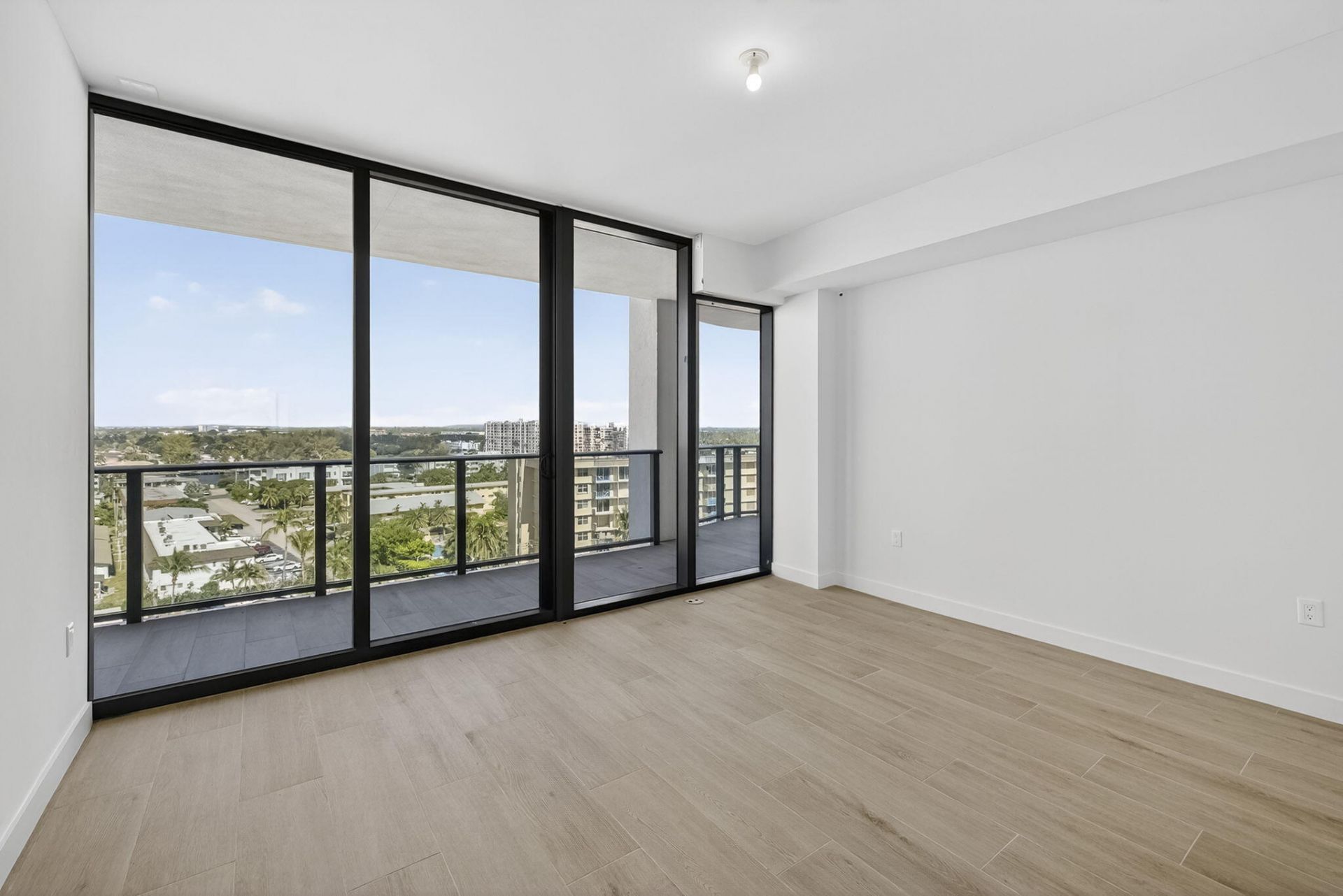 900 N Ocean Blvd, Unit 904, Pompano Beach, FL 33062 Photo