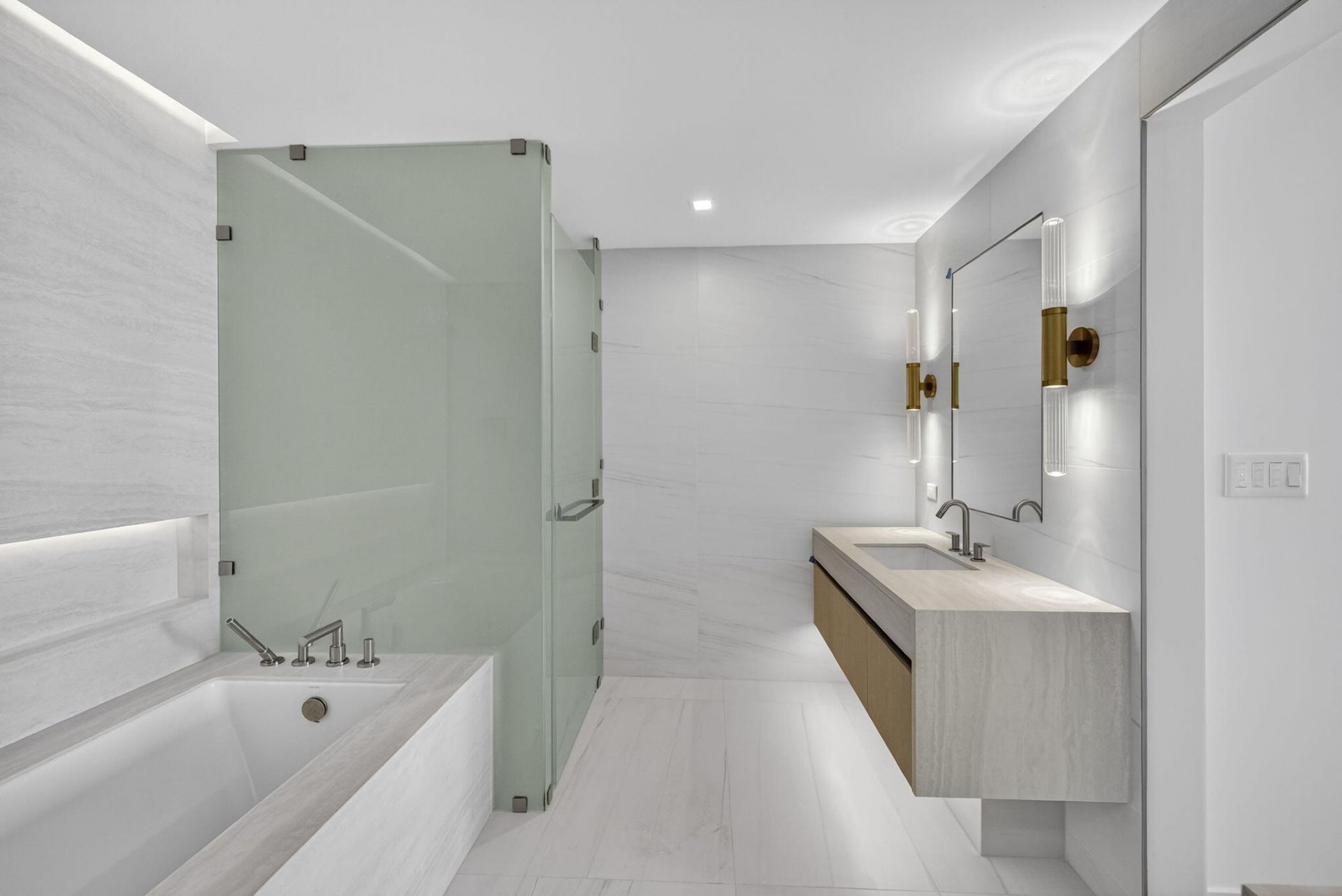 900 N Ocean Blvd, Unit 904, Pompano Beach, FL 33062 Photo