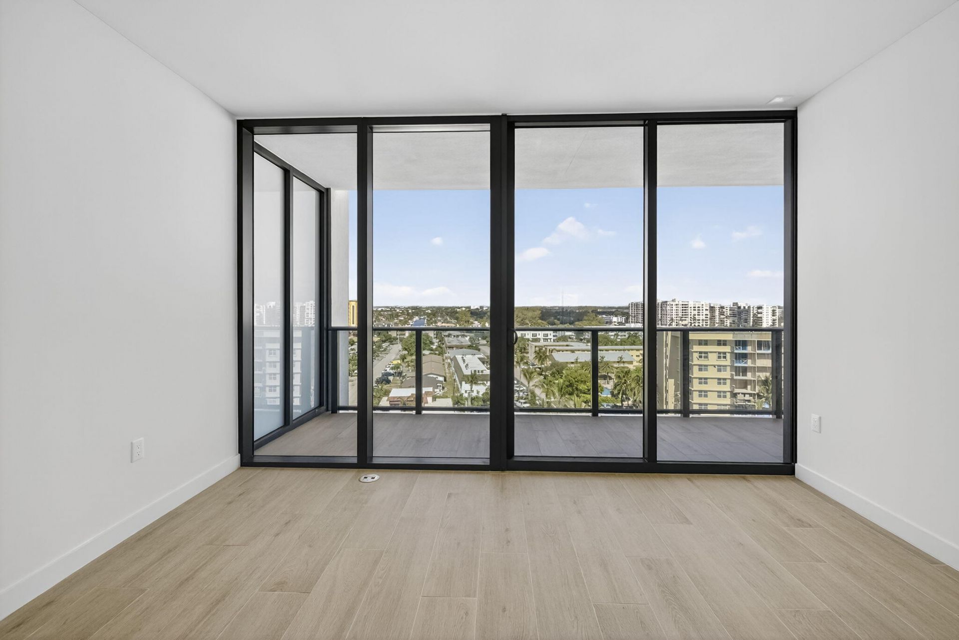 900 N Ocean Blvd, Unit 904, Pompano Beach, FL 33062 Photo