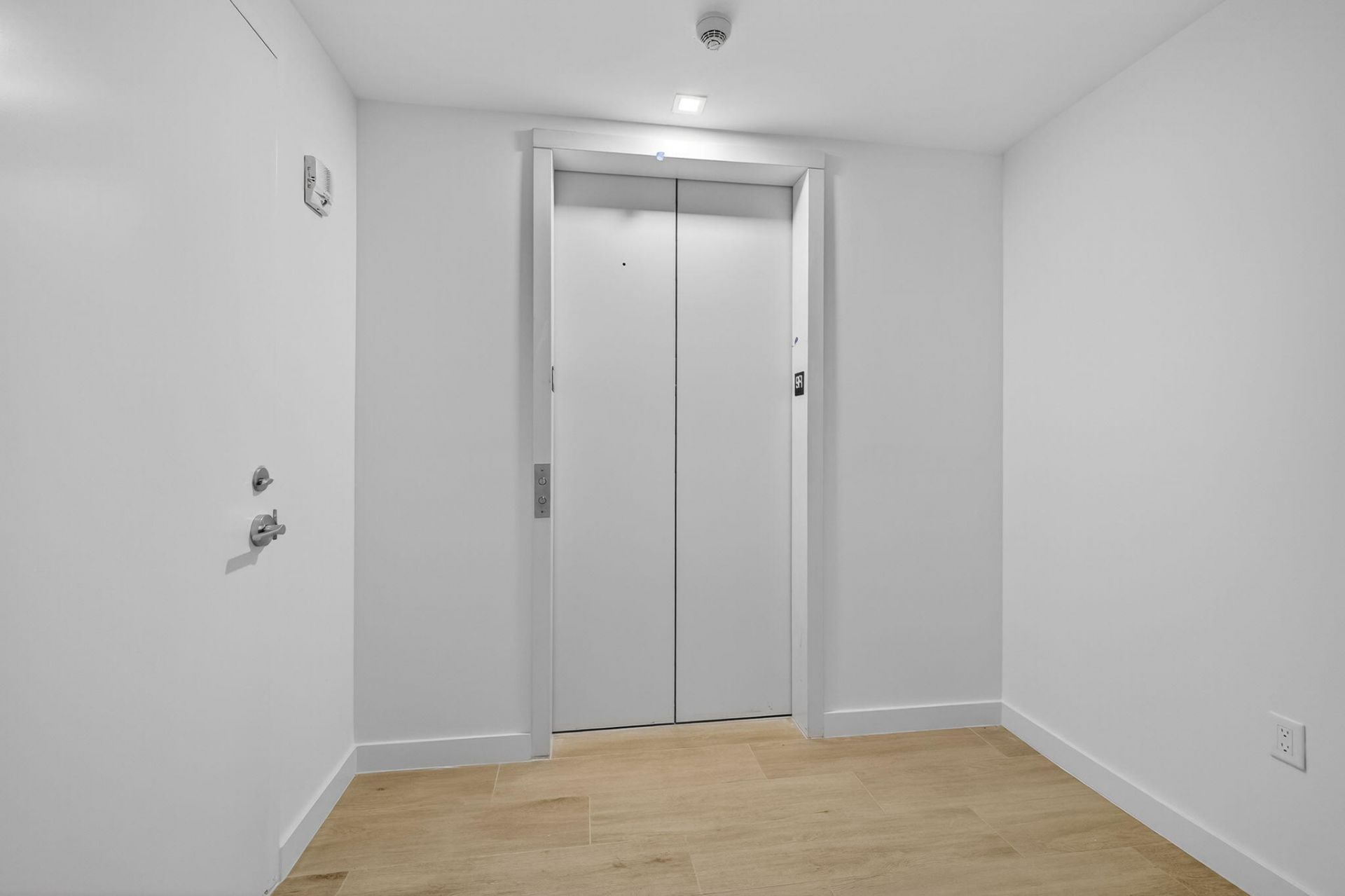 900 N Ocean Blvd, Unit 904, Pompano Beach, FL 33062 Photo