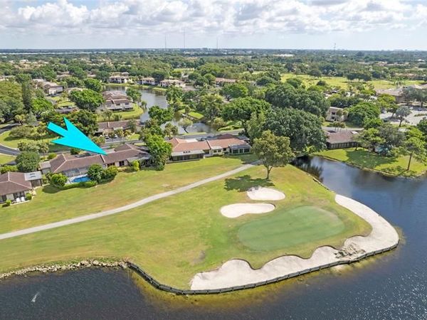 21180 Juego Circle, Unit 18a, Boca Raton, FL 33433