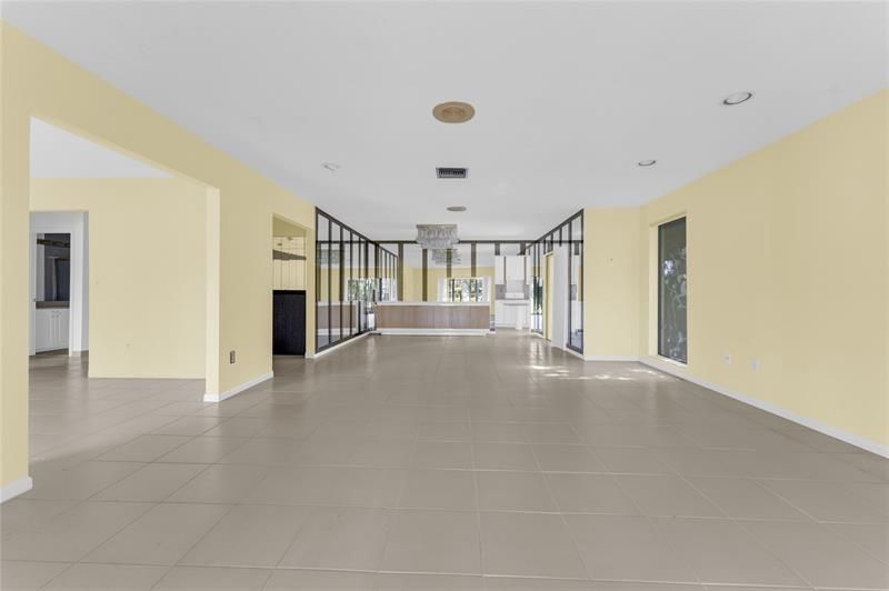 21180 Juego Circle, Unit 18a, Boca Raton, FL 33433 Photo