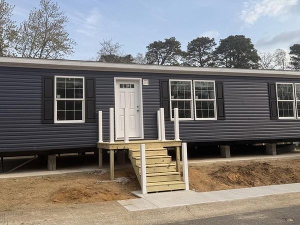 50 JFK BLVD, MILLVILLE, NJ 08332