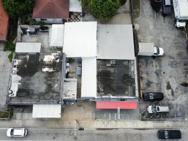 468 E 25th St, Hialeah, FL 33013