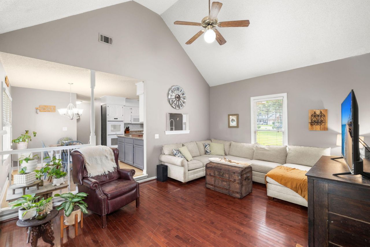 191 Telfair Court Photo 10