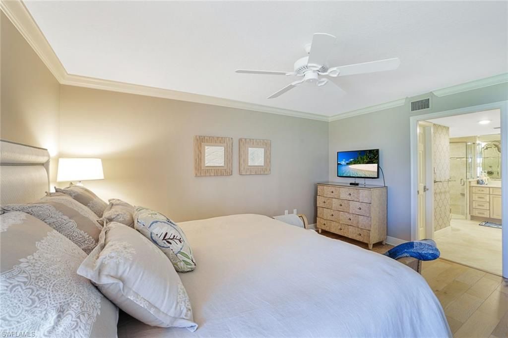 355 Park Shore Dr, Unit 1-114, Naples, FL 34103 Photo