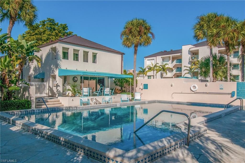 355 Park Shore Dr, Unit 1-114, Naples, FL 34103 Photo