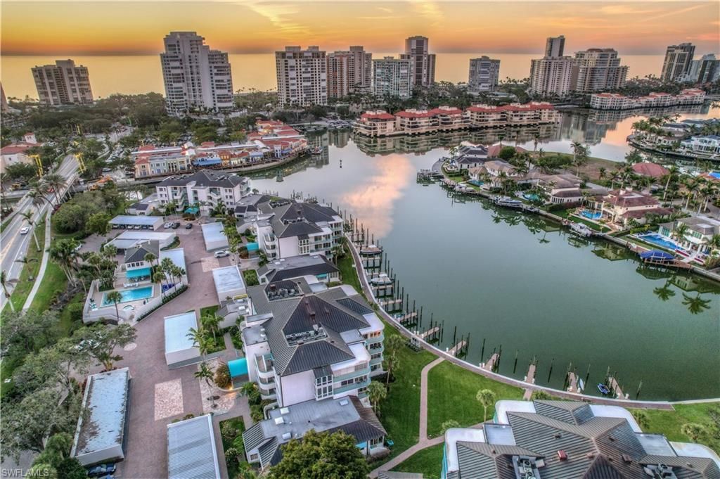 355 Park Shore Dr, Unit 1-114, Naples, FL 34103 Photo