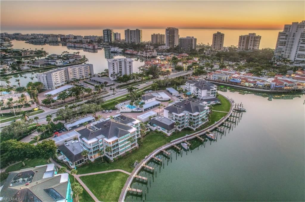 355 Park Shore Dr, Unit 1-114, Naples, FL 34103 Photo