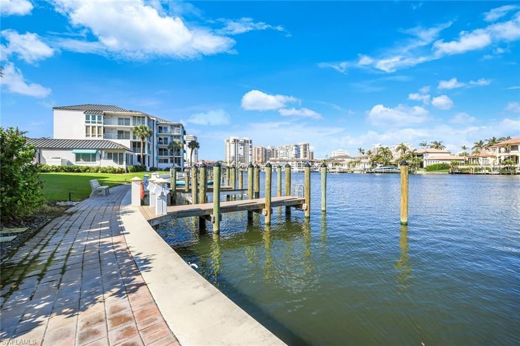 355 Park Shore Dr, Unit 1-114, Naples, FL 34103 Photo