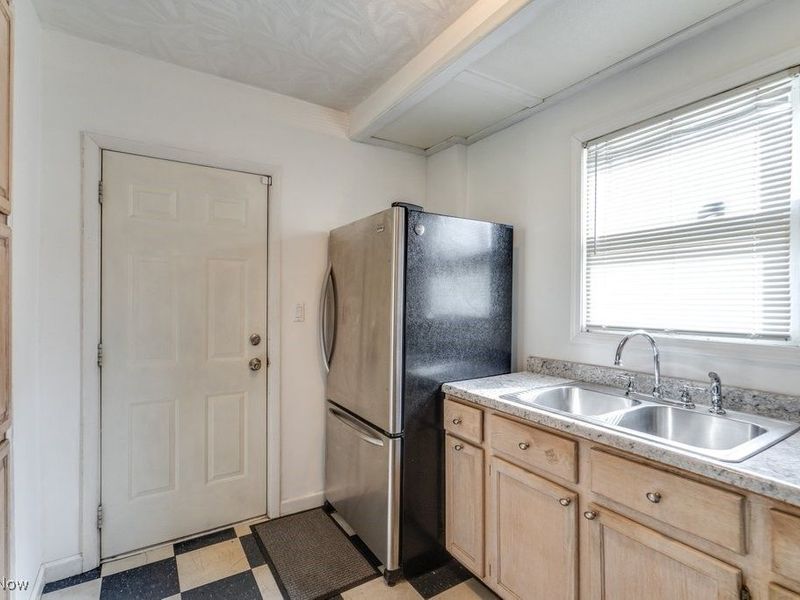 447 Cuyahoga Street, Akron, OH 44310 Photo 10