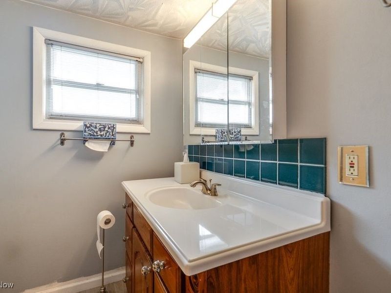 447 Cuyahoga Street, Akron, OH 44310 Photo 15