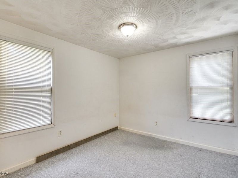 447 Cuyahoga Street, Akron, OH 44310 Photo 16