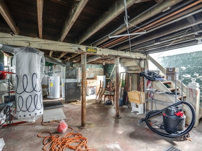 447 Cuyahoga Street, Akron, OH 44310 Photo 19