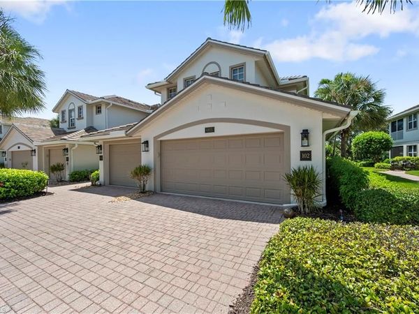 6815 Ascot DR, Unit 102, NAPLES, FL 34113