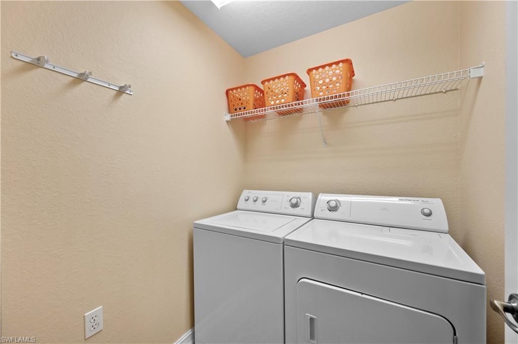6815 Ascot Dr, Unit 102, Naples, FL 34113 Photo