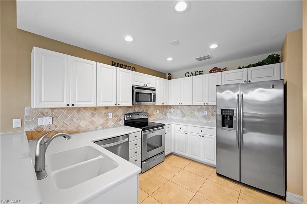 6815 Ascot Dr, Unit 102, Naples, FL 34113 Photo