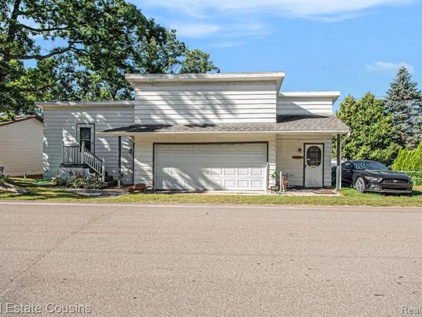 1734 Forest Road, Harrison, MI 48625