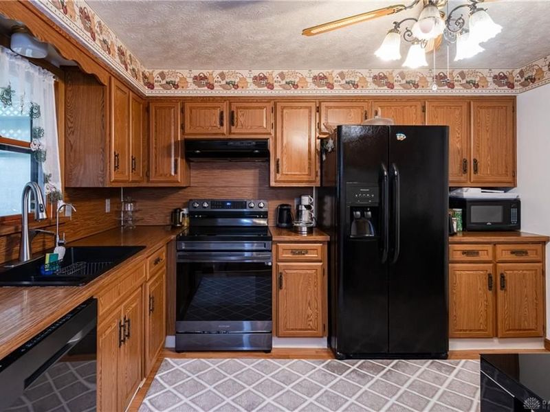 634 Mentor Avenue, Dayton, OH 45404 Photo 7