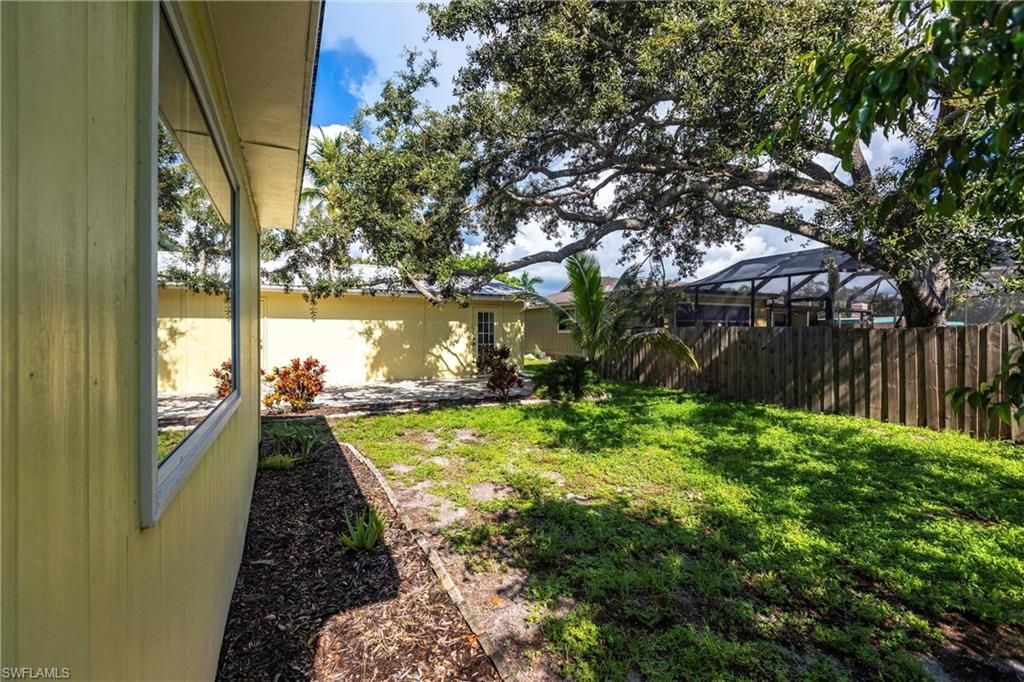 27654 Franklin St, Bonita Springs, FL 34134 Photo