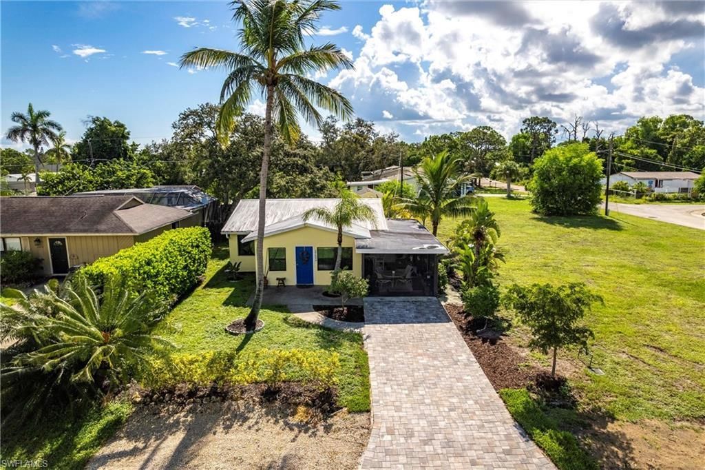 27654 Franklin St, Bonita Springs, FL 34134 Photo