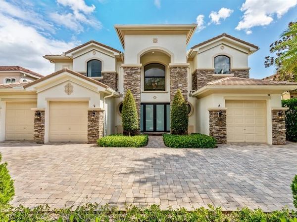 647 Edgebrook Lane, West Palm Beach, FL 33411