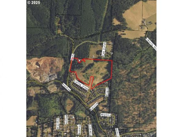 Kestrel View DR, St. Helens, OR 97051