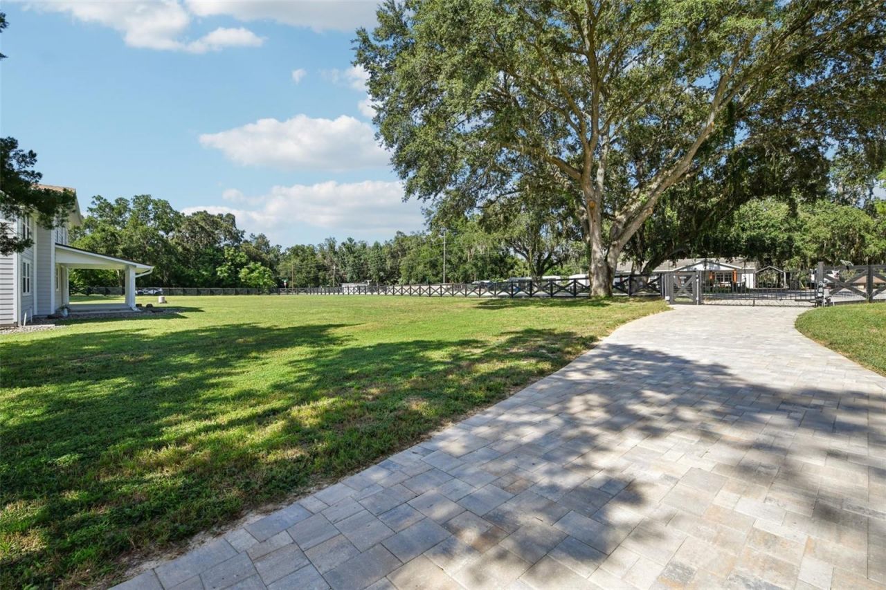 18715 County Road 455, Clermont, FL 34715 Photo