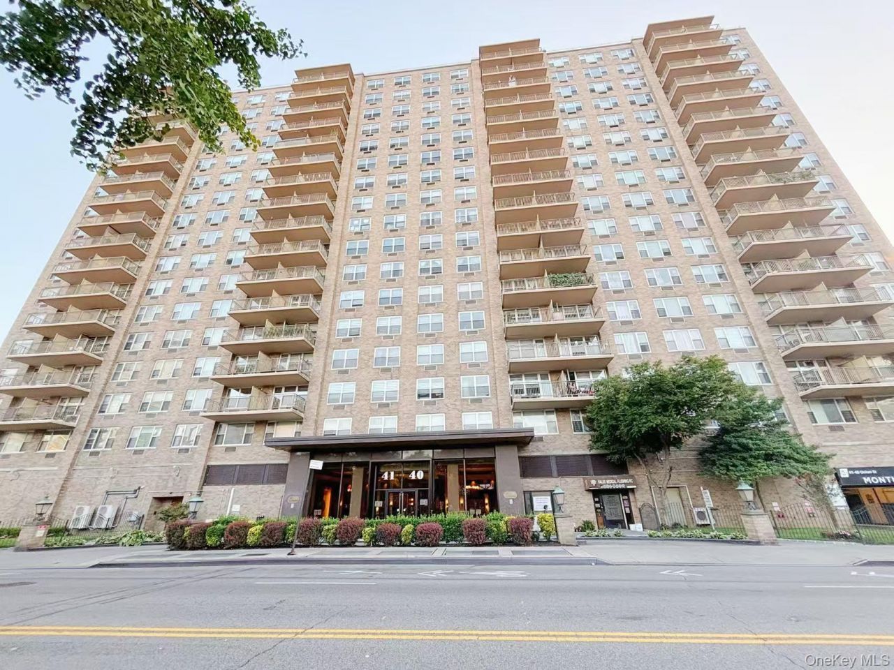 4140 Union Street, Unit 17-A, Flushing, NY 11355 Main Photo