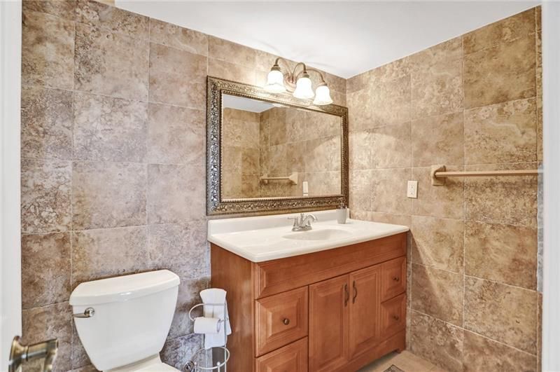 1160 Hillsboro Mile, Unit 904, Hillsboro Beach, FL 33062 Photo