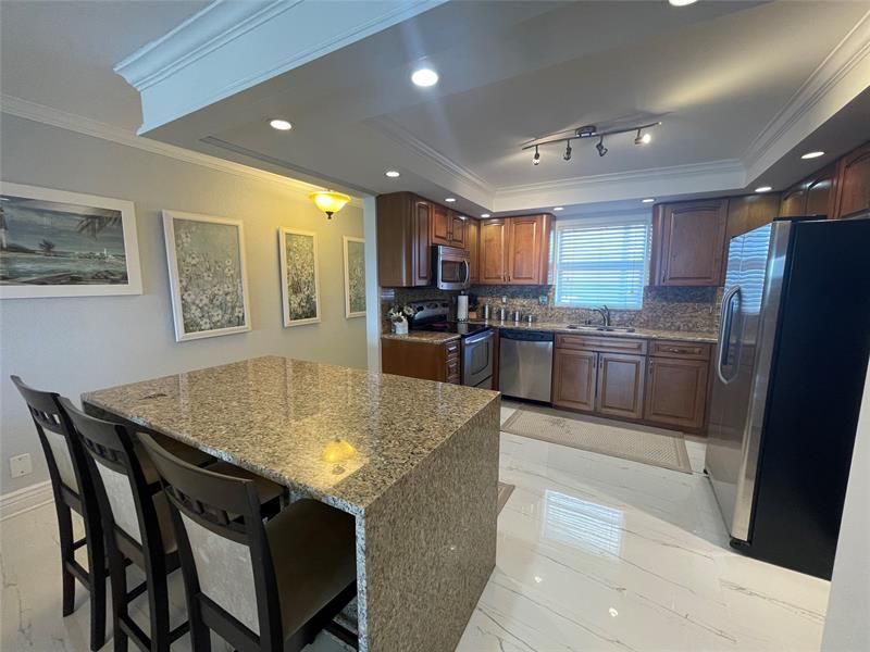 1160 Hillsboro Mile, Unit 904, Hillsboro Beach, FL 33062 Photo